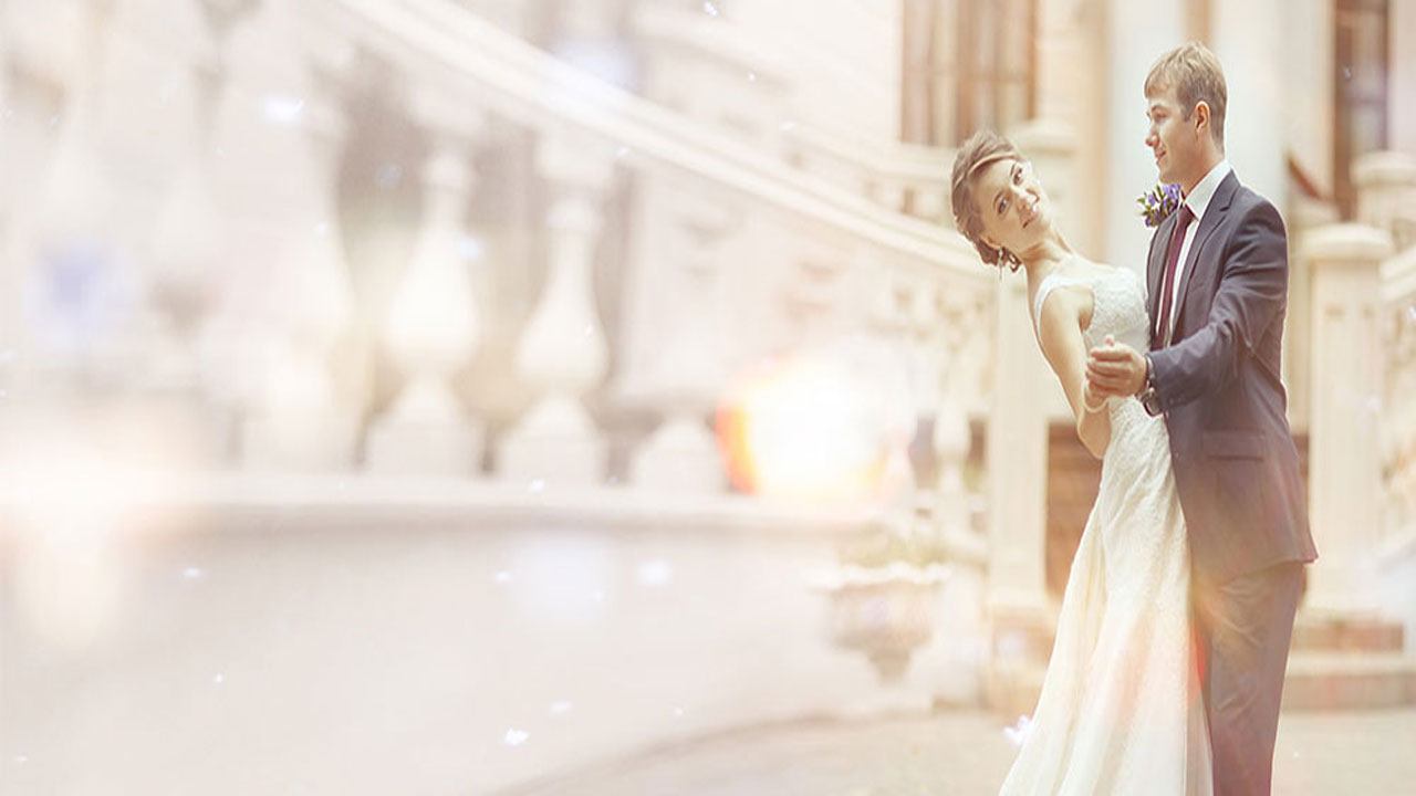 A couple dancing their first wedding dance